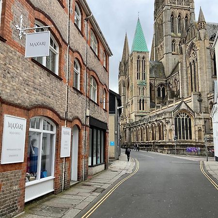 Private Double Room With Ensuite, No Breakfast, Truro City Centre Eksteriør bilde